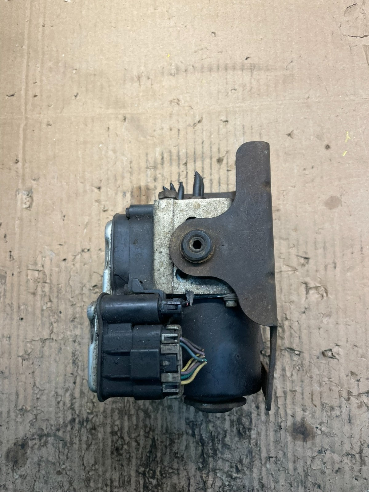 2003 - 2005 Chevrolet Silverado GMC Sierra ABS Anti-Lock Brake Module v2296 DG1