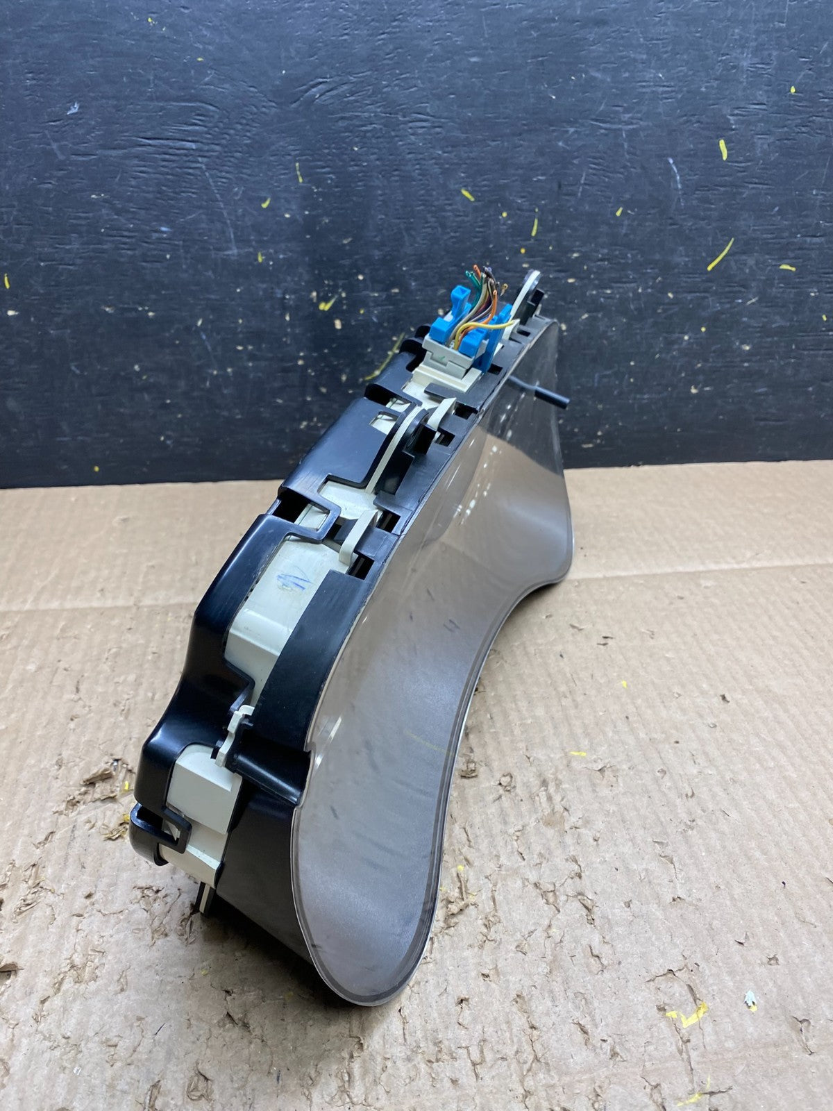 2009 Saab 9-7X  Gauge Speedometer Cluster OEM V1683 DG1