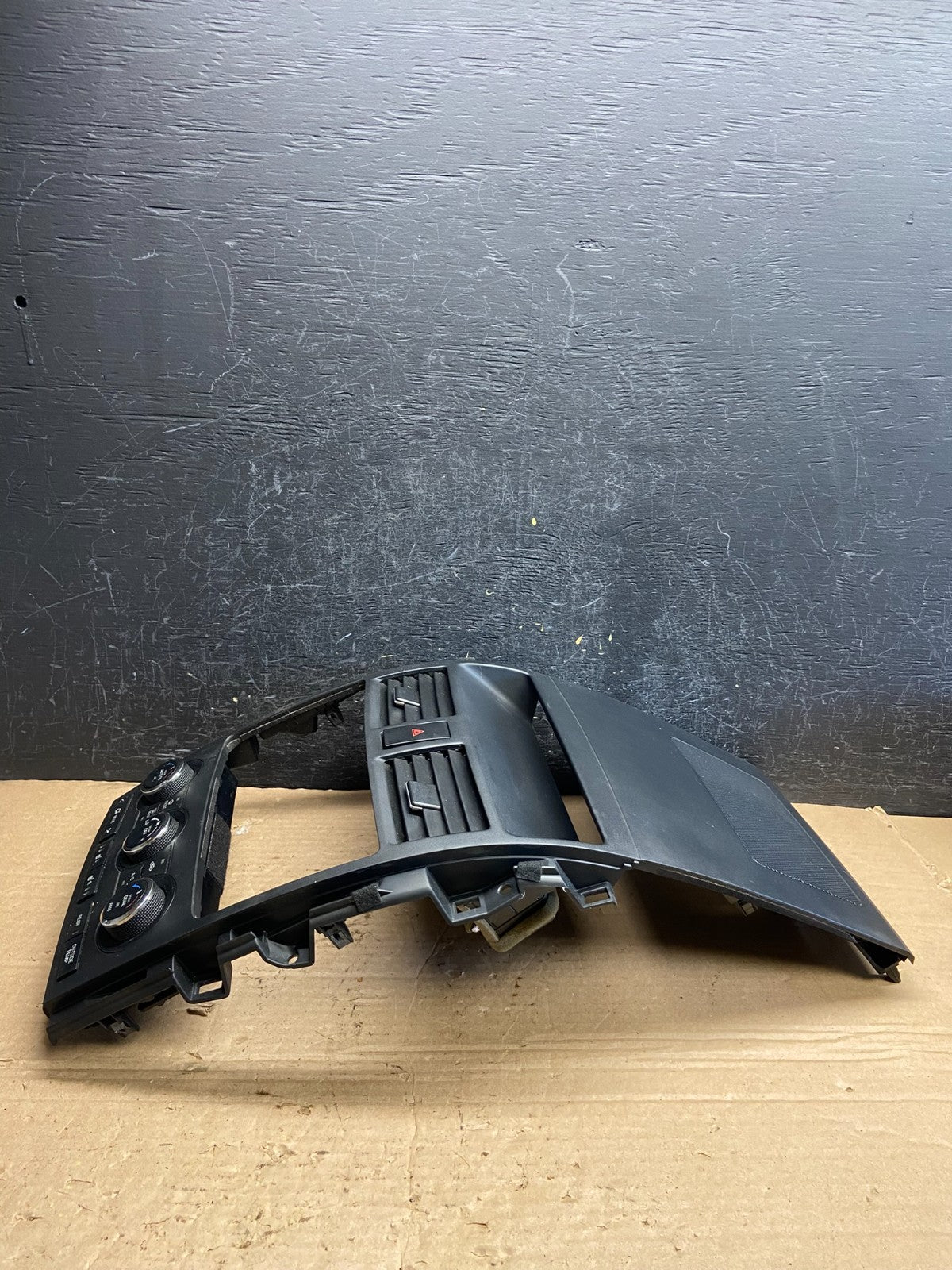 2010-2015 Mazda CX-9 Radio Dash Trim Bezel W/Vent AC Climate Control af2322 DG1