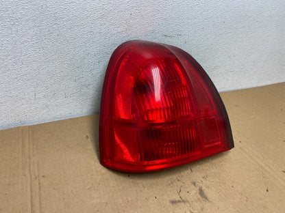 2003 to 2011 Lincoln Town Car Left Driver Lh Side Tail Light AD2781 LK2