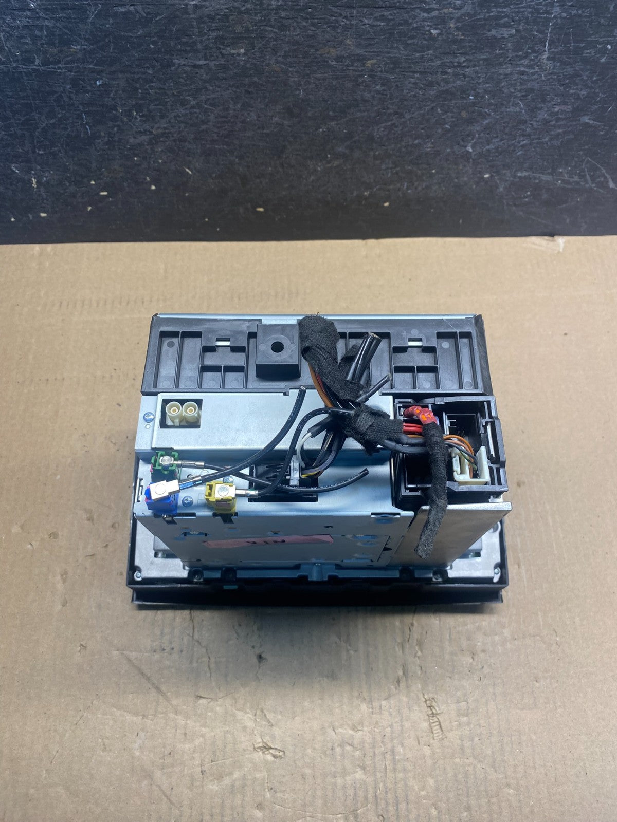 2009 to 2012 Mercedes ML350 GL450 Radio Navigation Screen Display AH4793 DG5