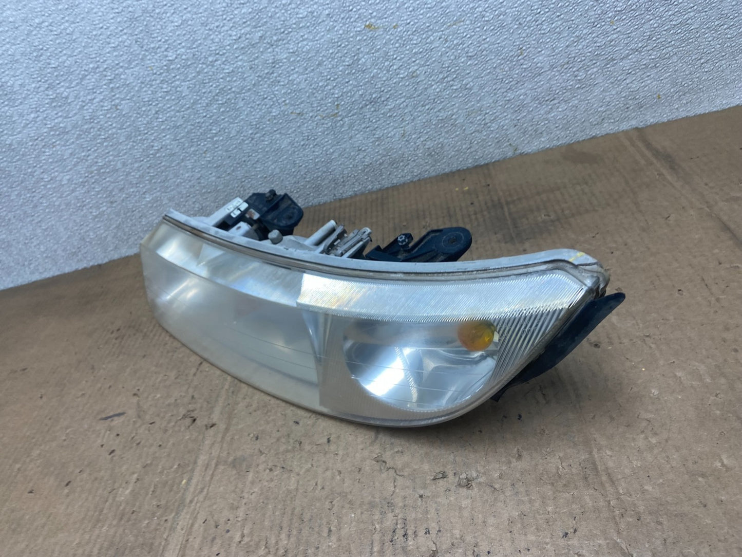 1997 - 2000 Saturn SC S Series Coupe Left Driver LH Halogen Headlights AA6669 DG1