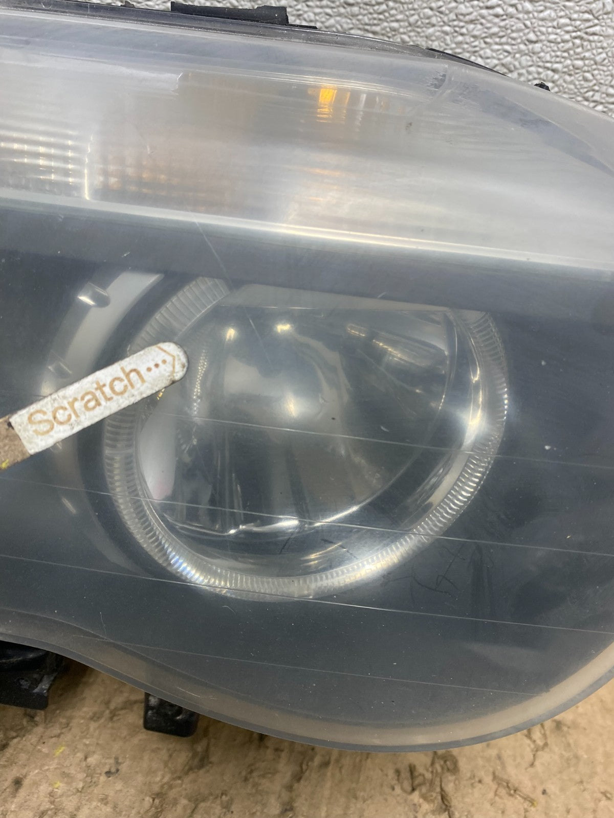 2002 to 2005 BMW 7 Series 745i Xenon Right Passenger Headlight W8094 DW3