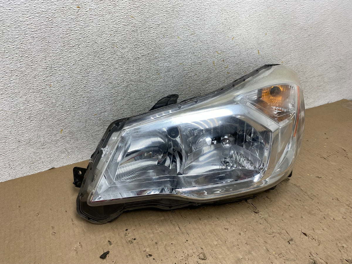 2014 to 2016 Subaru Forester Left Driver LH Headlight Halogen AH6014 DW1