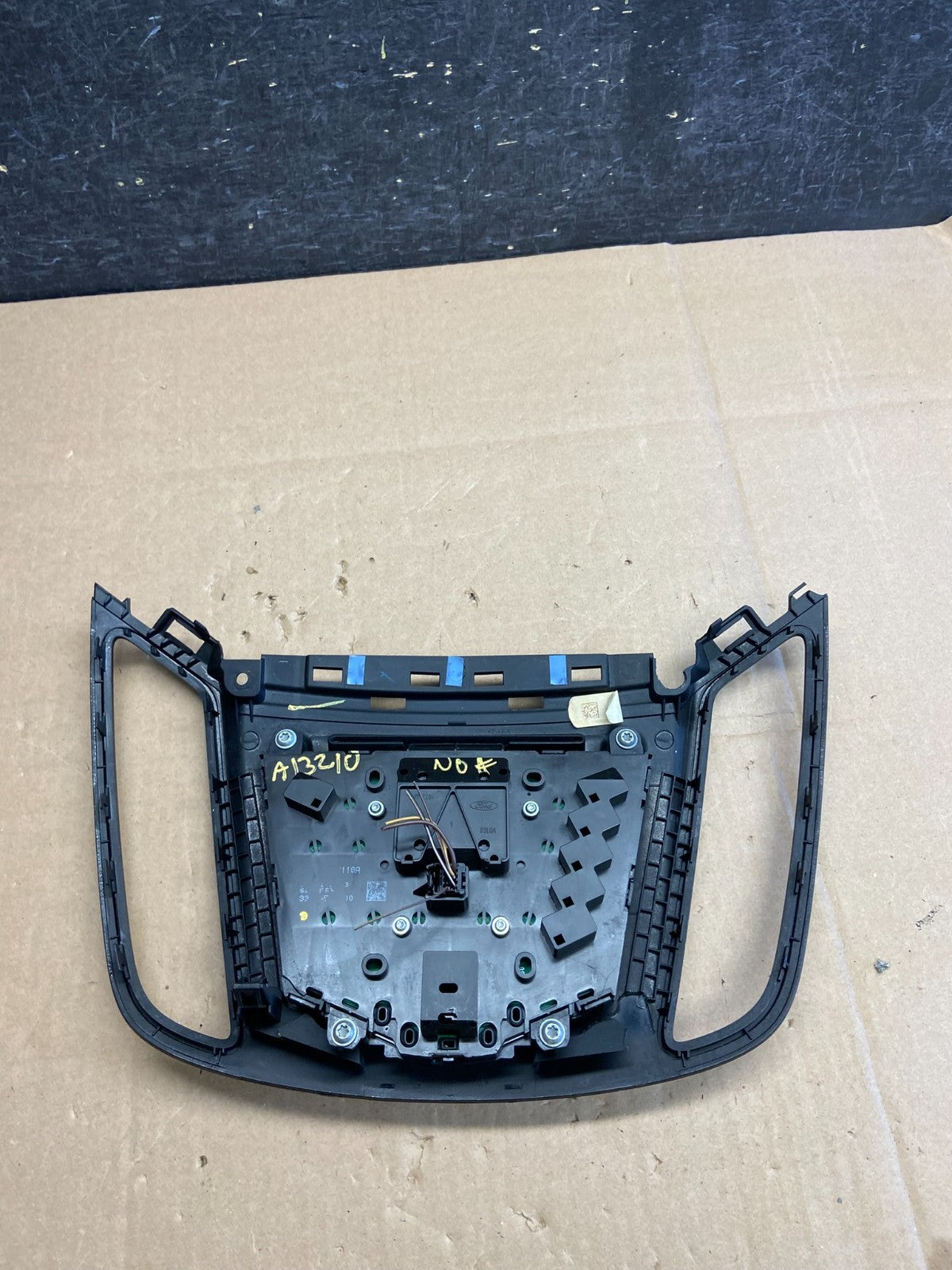 2013 2014 2015 2016 Ford Escape Dash Radio Control Panel Bezel AI3210 DG3