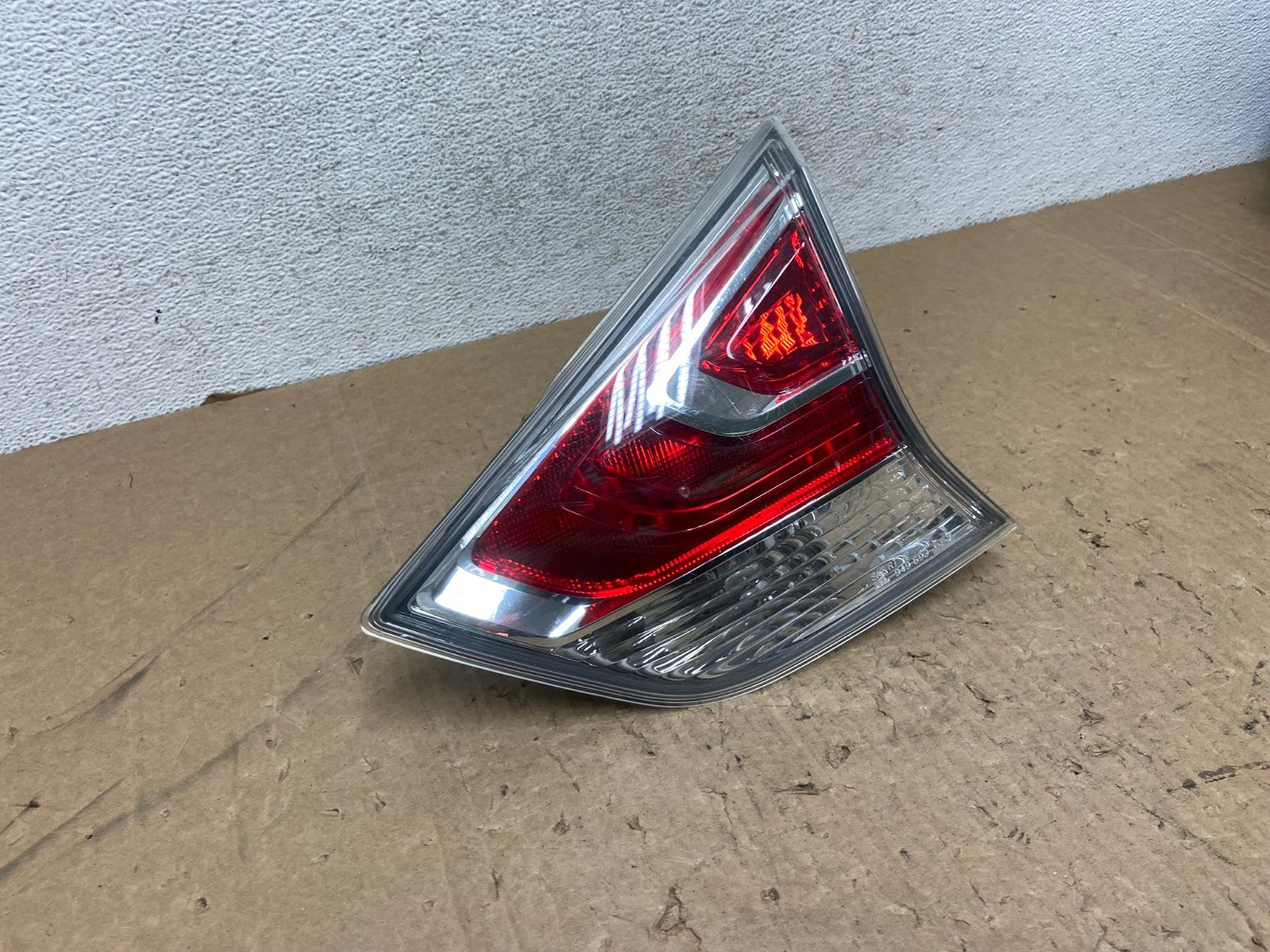 2014-2016 Nissan Rogue Right Passenger Side Tail Light Inner AG1227 LK2