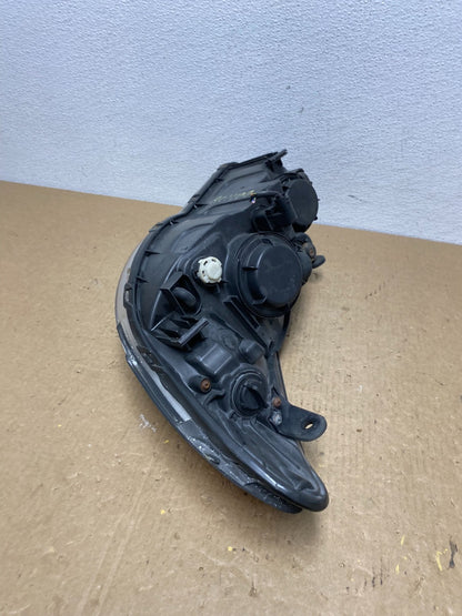 2007 2008 2009 2010 Hyundai Elantra Right Passenger Side Headlight AC1400 DW6