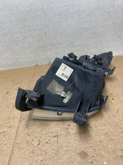 2007 to 2010 Ford Edge Left Driver Side Halogen Headlight AA49475