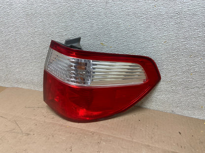 2005 2006 2007 Honda Odyssey Right Passenger RH Side Tail Light Oem AA0527 DW1