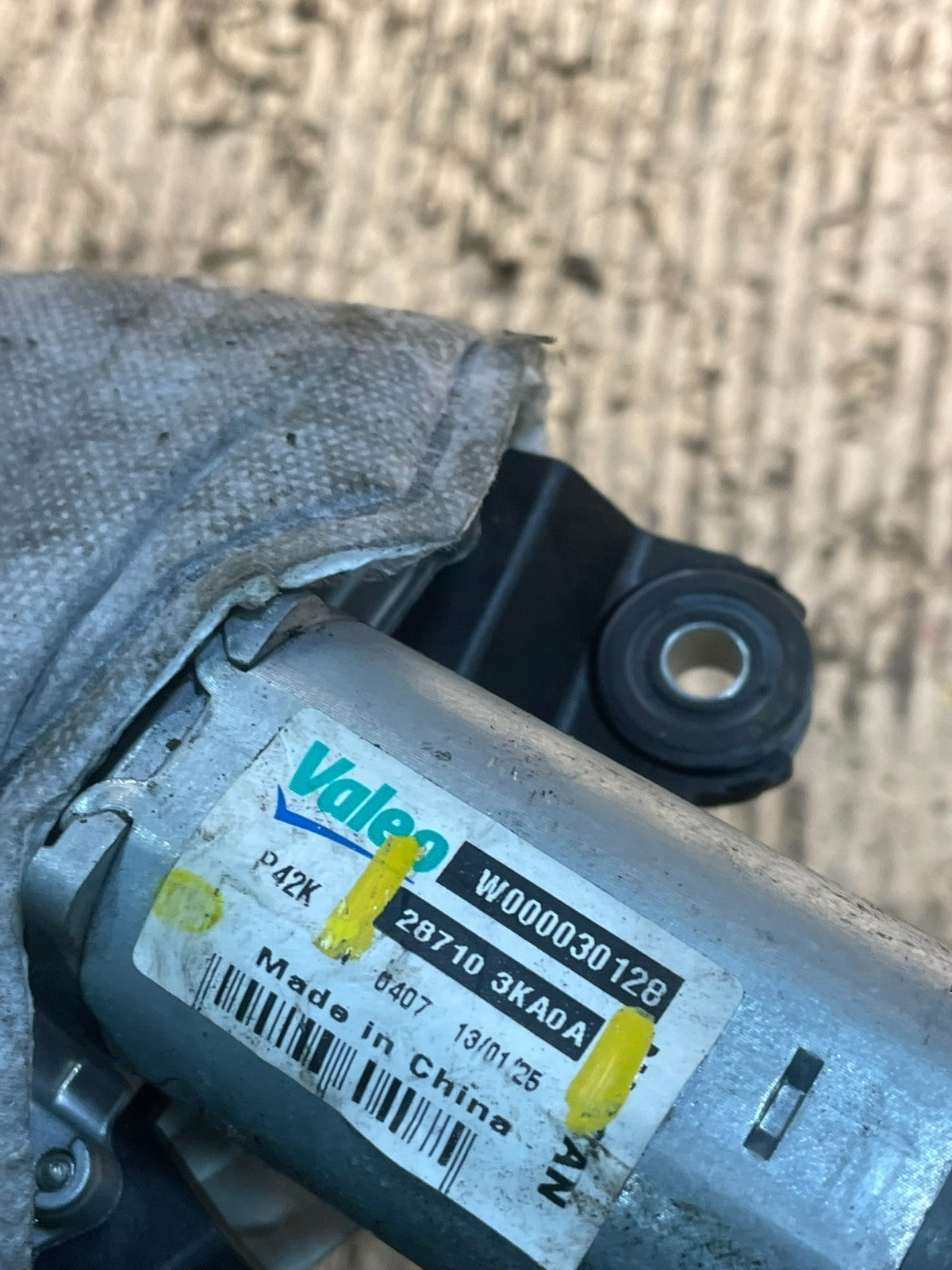 2013-2016 Nissan Pathfinder Back Door Rear Wiper Motor Wiper Blade u9167 DG6