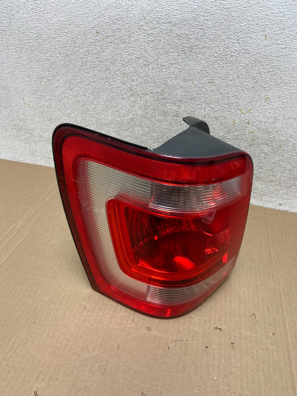 2008 to 2012 Ford Escape Left Driver LH Side Tail Light AI9442 LK2