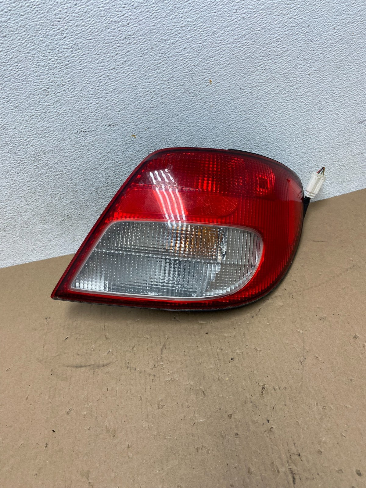 2002 to 2003 Subaru Impreza Wagon Right Passenger RH Tail Light AD7659 DG0