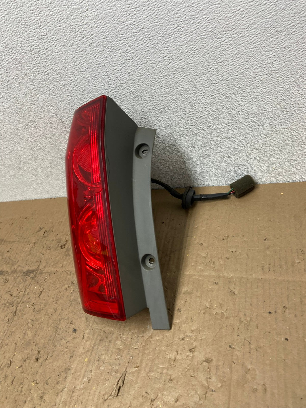 2003 2004 2005 Honda Pilot Left Driver LH Side Tail Light AC0719 LK1