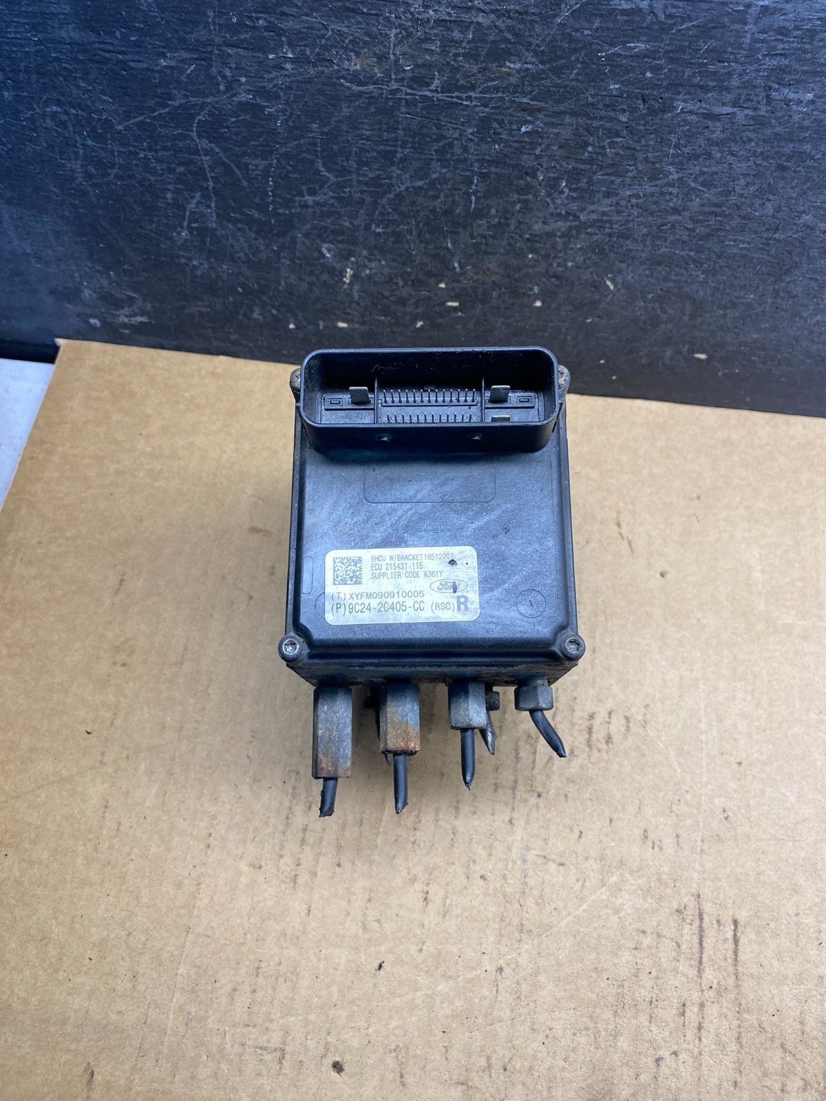 2009 Ford E-150 E150 E250 E350 ABS Anti-Lock Brake Pump Module AH7229 DW0