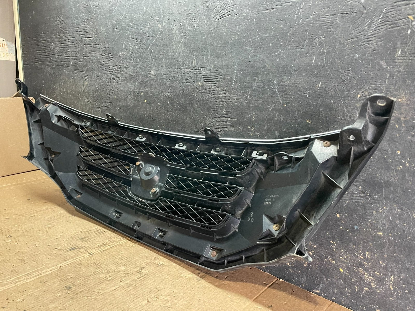 2008 2009 2010 Honda Odyssey Front Upper Grill Grille Z5940  DG10