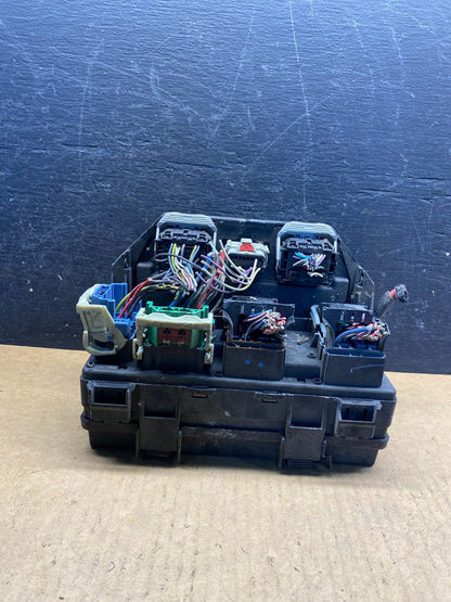 2011 Jeep Wrangler Integrated Power Fuse Box 04692084ab AH5027 DG1