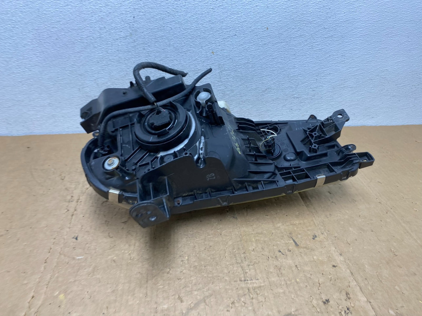 2009-2011 Nissan Cube Right Passenger RH Side Headlight Halogen AD0649 DW5