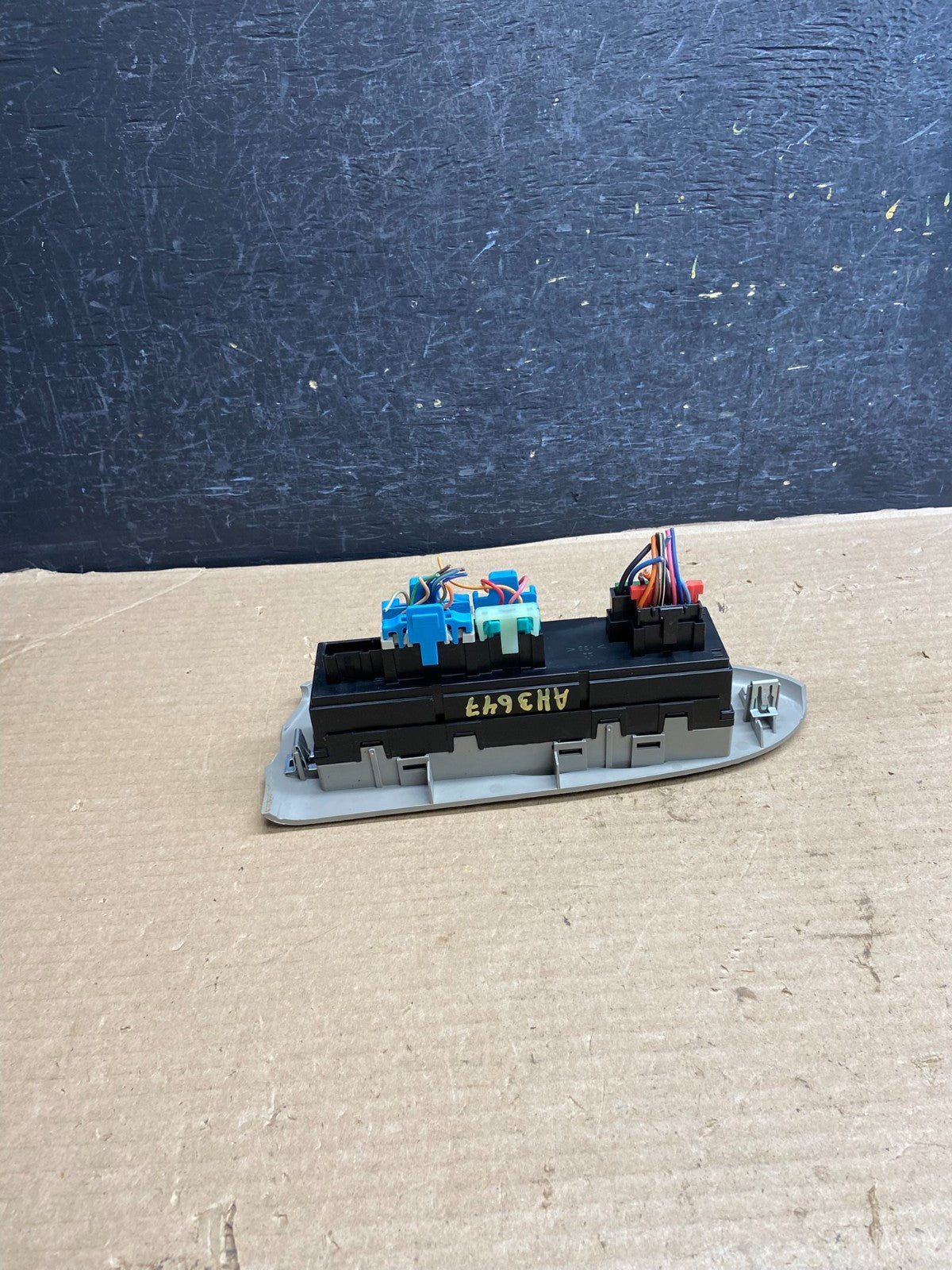 2006-2009 Chevrolet Trailblazer Power Left Driver Window Control Switch AH3647 D3
