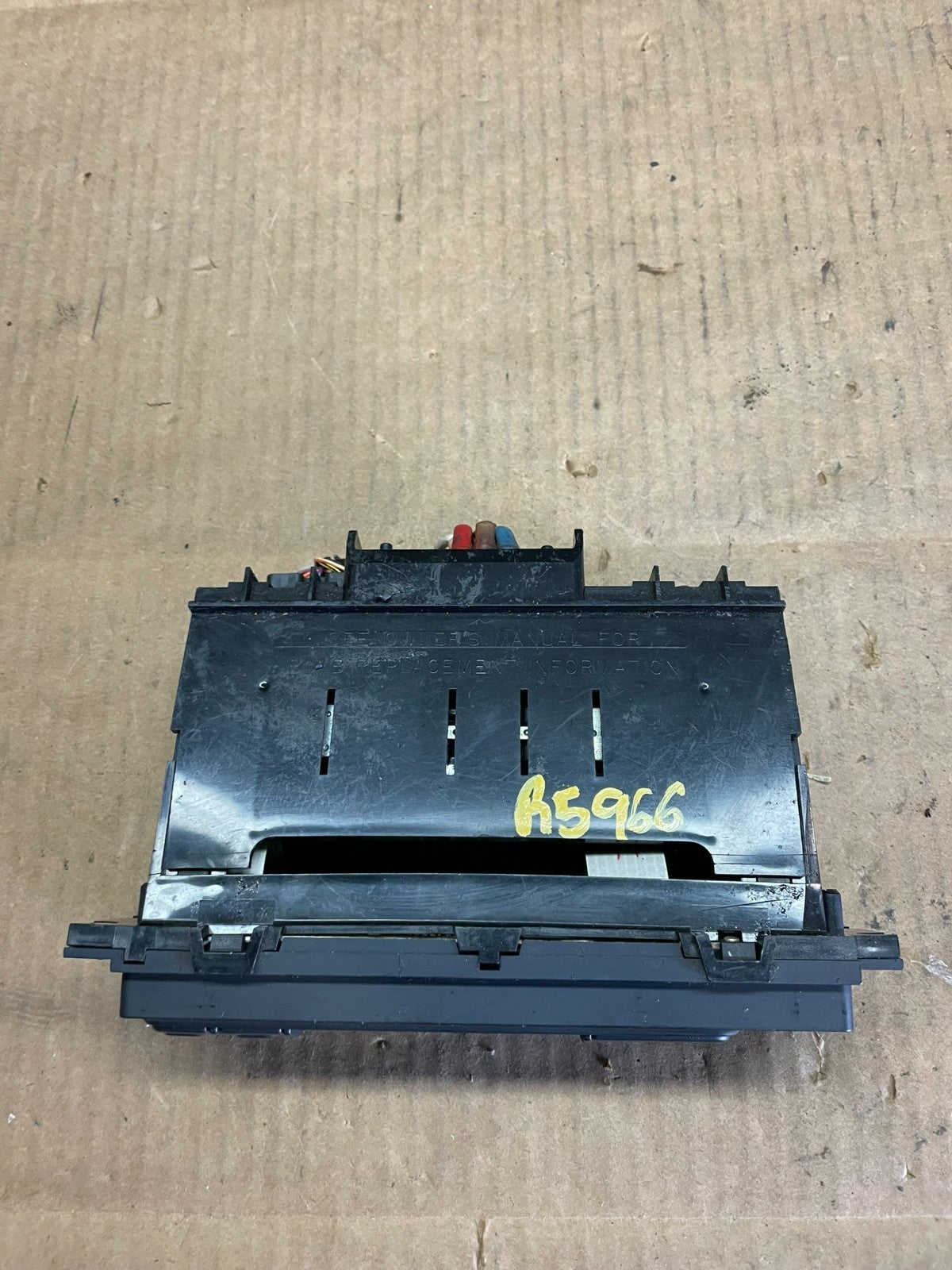 1999 to 2002 Ford Expedition Temperature Climate Control Panel ac6806 DG4