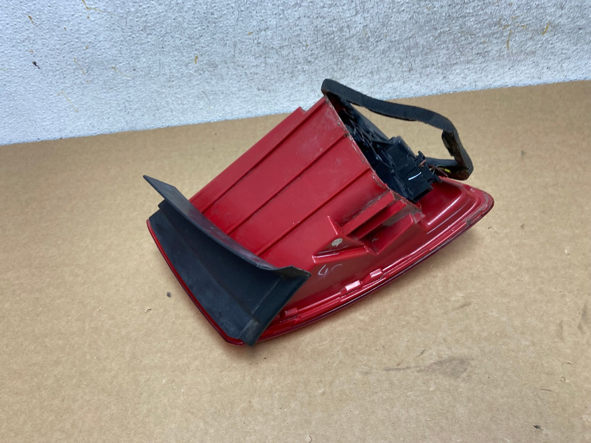 2011 to 2014 Volkswagen Jetta Right Passenger Rh Side Tail Light AI2589 LK5