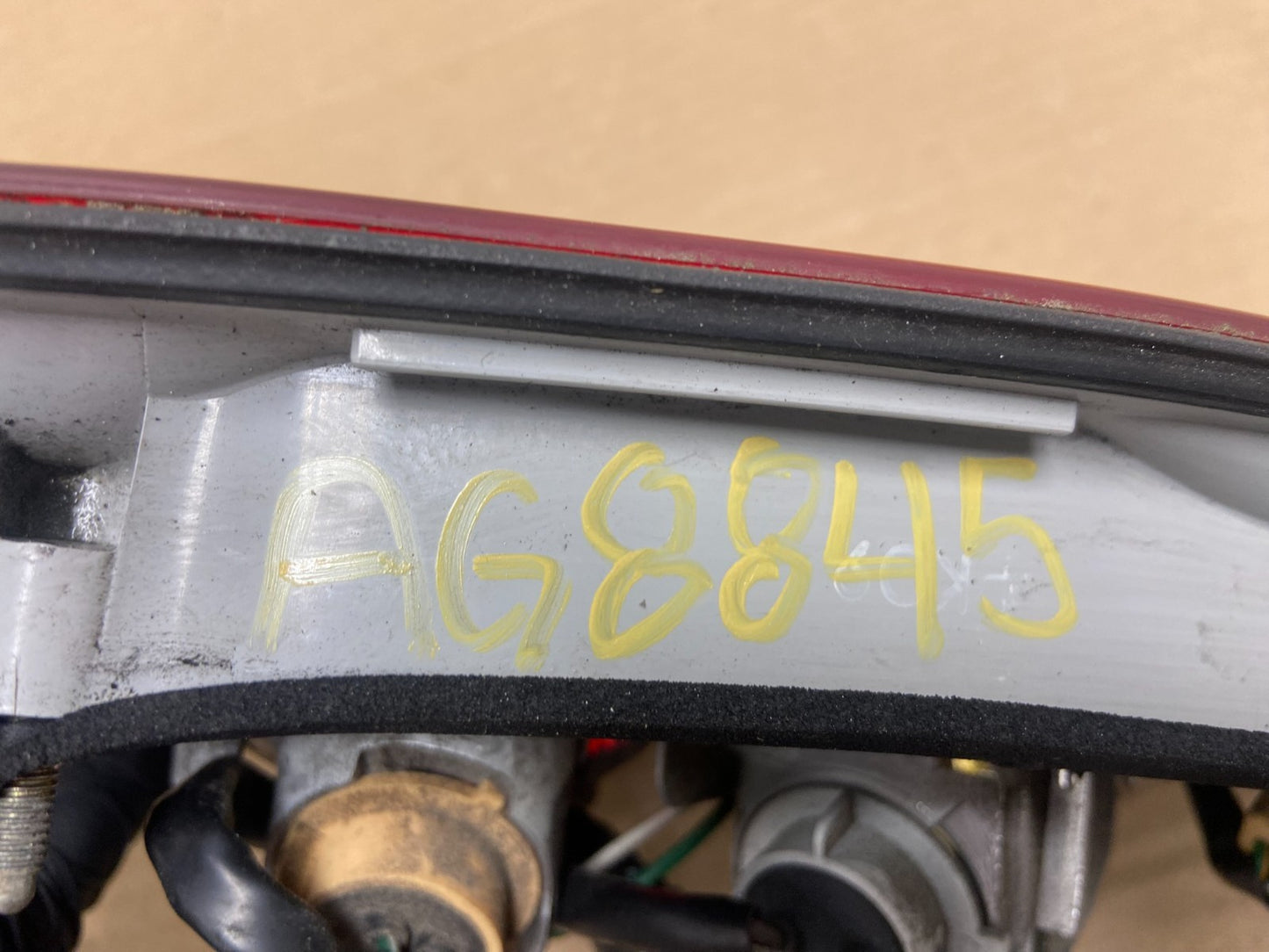 2001 2002 2003 Lexus Ls430 Left Driver LH Side Inner Tail Light AG8845 DW7