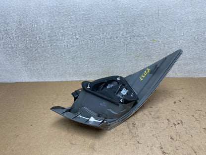 2008 to 2012 Honda Accord Sedan Tail light Right Passenger RH Side X2137 DW4
