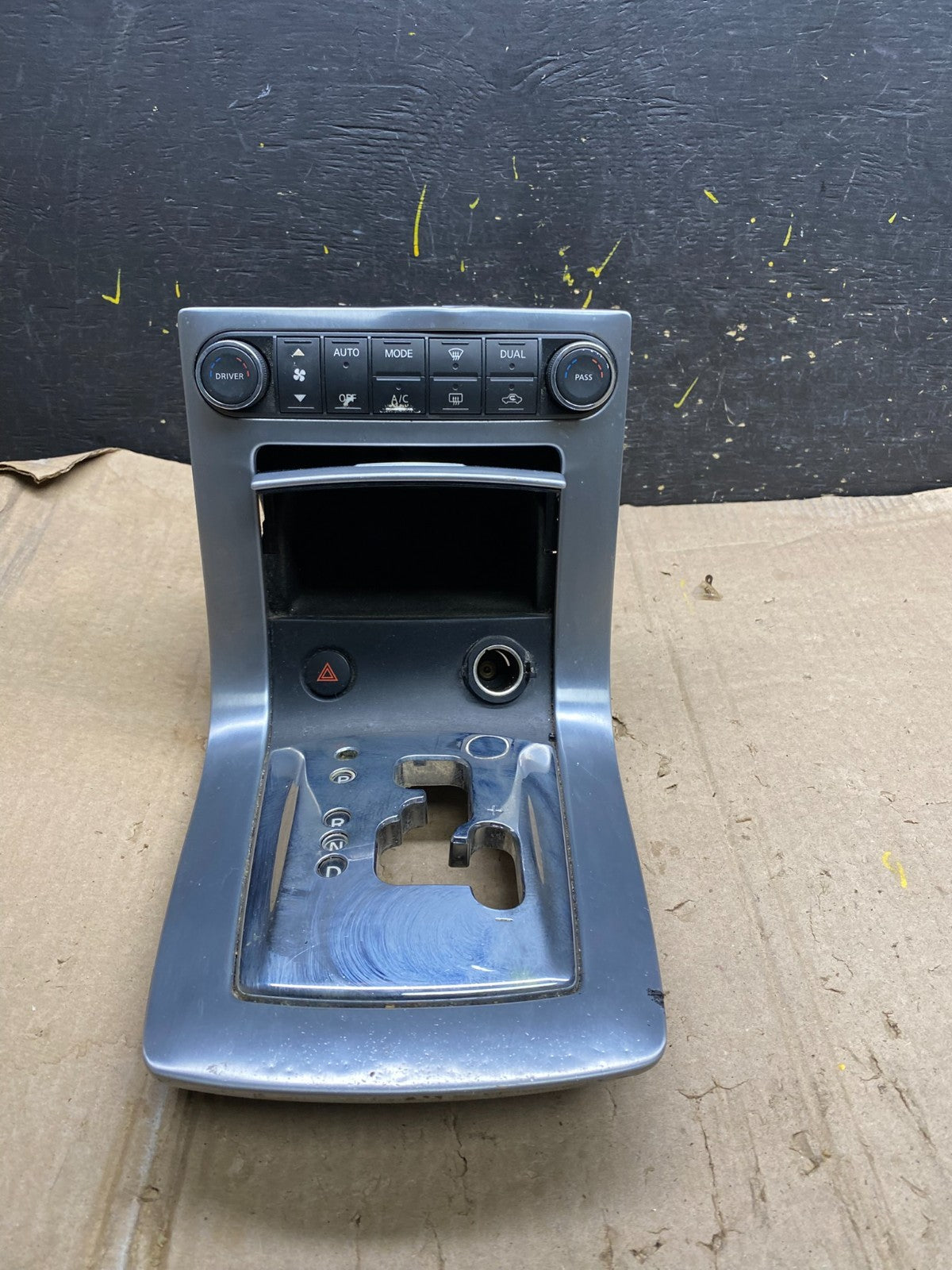 2007 2008 Nissan Maxima Climate Control Shifter Floor Bezel Trim OEM x5912 DG1