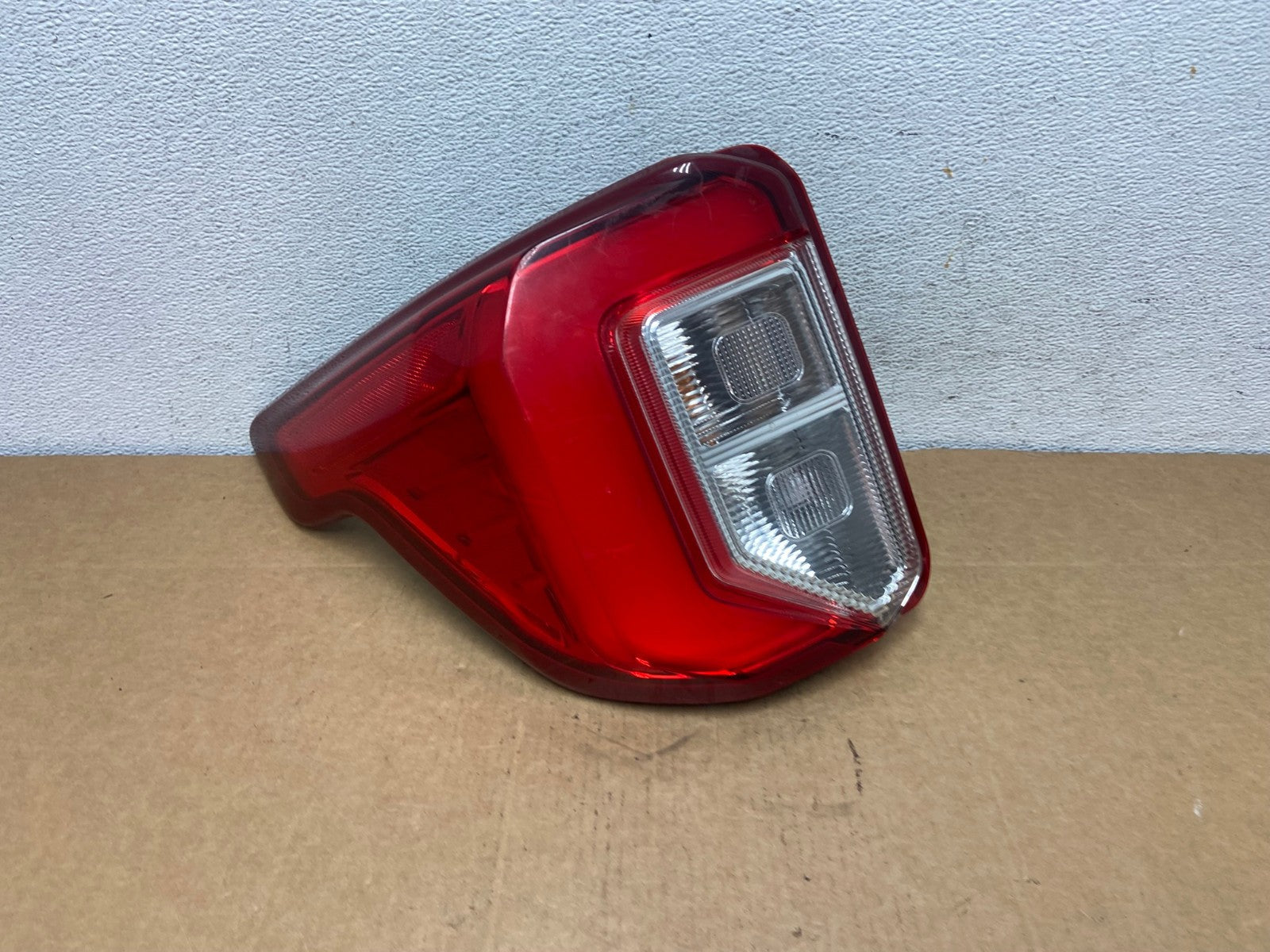 2020 2021 2022 2023 Ford Explorer Left Driver Lh Side Tail light AD5416 LK0