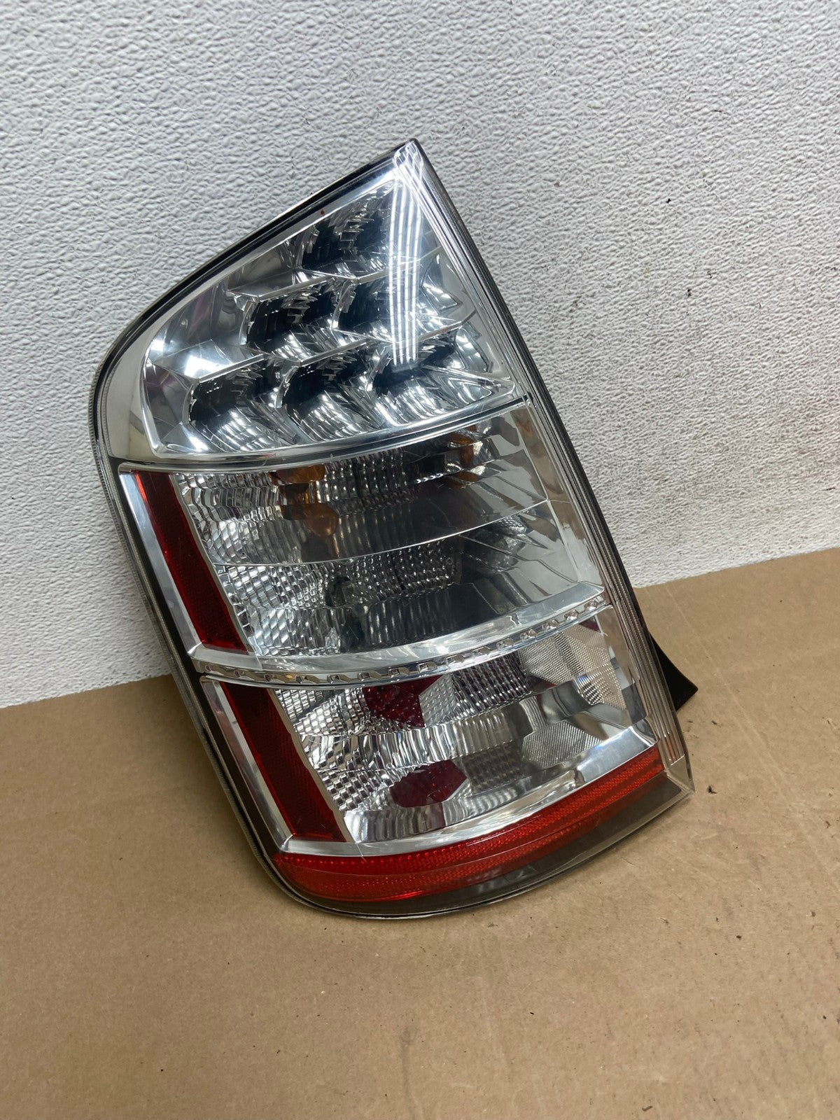 2006 2007 2008 2009 Toyota Prius Tail Light Left Driver LH AE4960 LK2