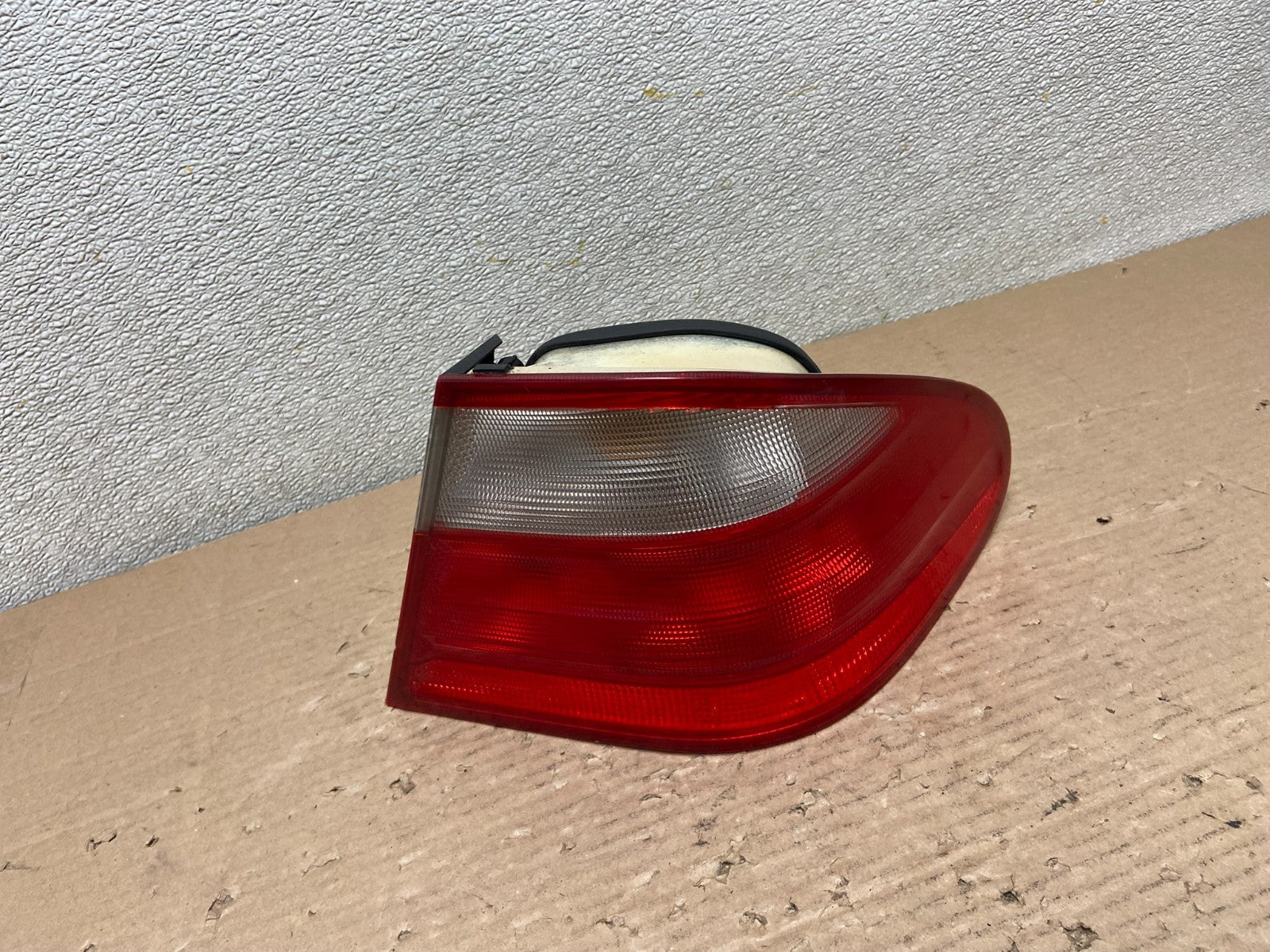 1998 to 2003 Mercedes Benz W208 CLK Right Passenger RH Side Tail Light AA9477 LK0