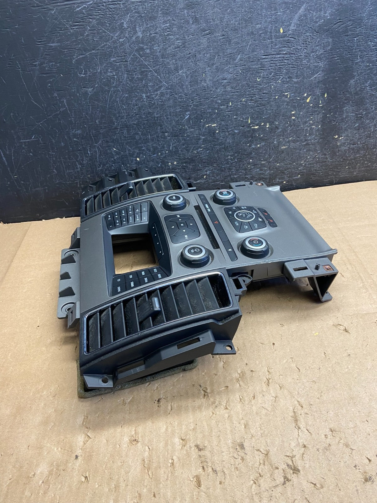 2010-2012 Ford Taurus Front Center Console Climate Radio Control Panel ai5911 DG1
