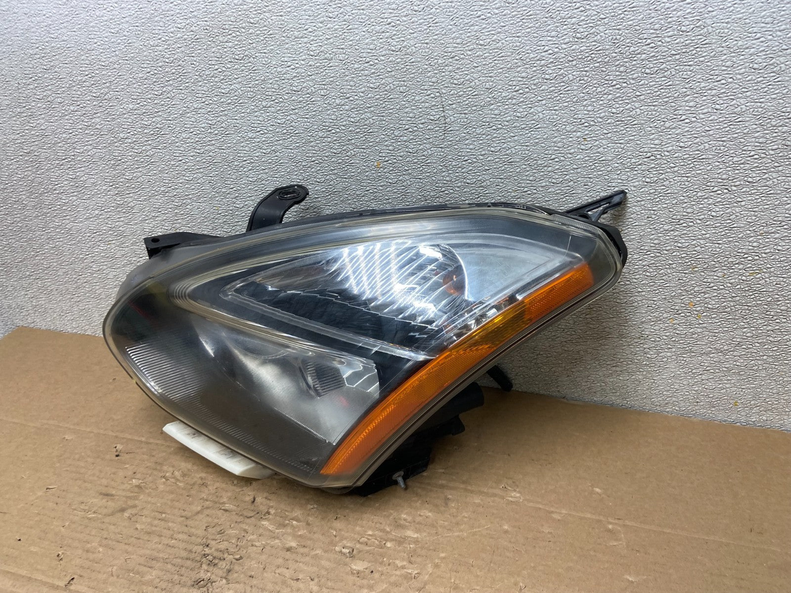2008 to 2013 Nissan Rogue Left Driver LH Halogen Headlight Oem AB4652 DW1
