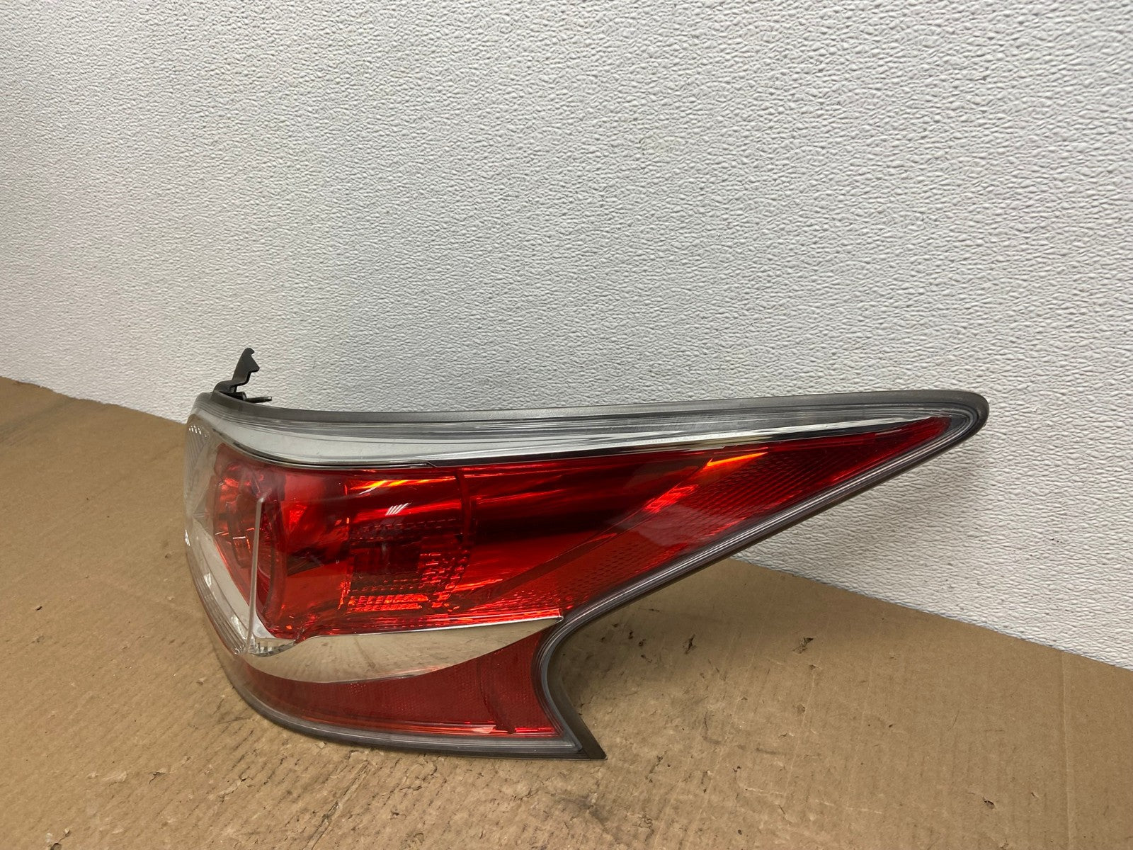 2013 2014 2015 Nissan Altima Right Passenger RH Side Tail Light AB8407 LK1