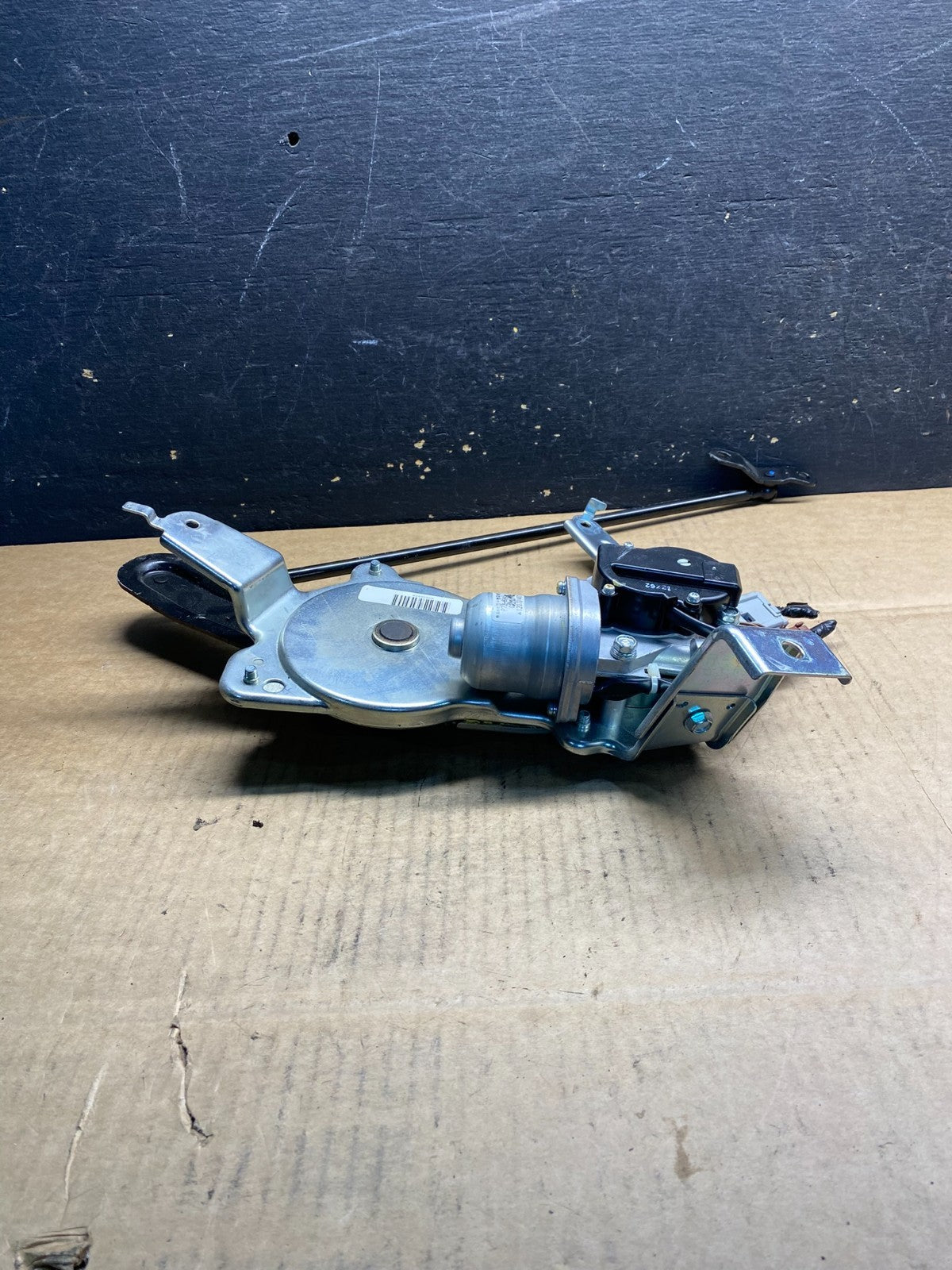 2011 to 2017 Honda Odyssey Rear Windshield Washer Wiper Motor AB3973 DG3