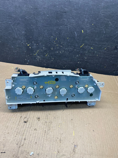 2004 to 2008 Ford E150 E250 Gauge Speedometer Cluster t4832 DG3