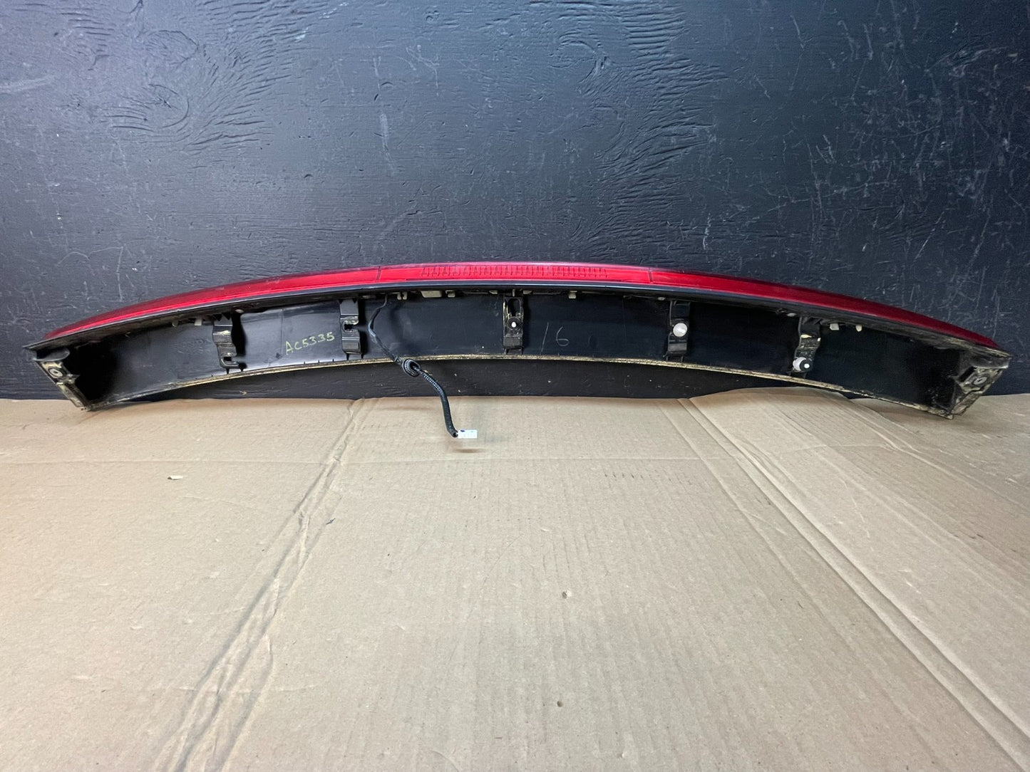 2010-2011 Honda Insight Rear Tailgate Spoiler 3rd Third Brake Light OE AC5335 DG5