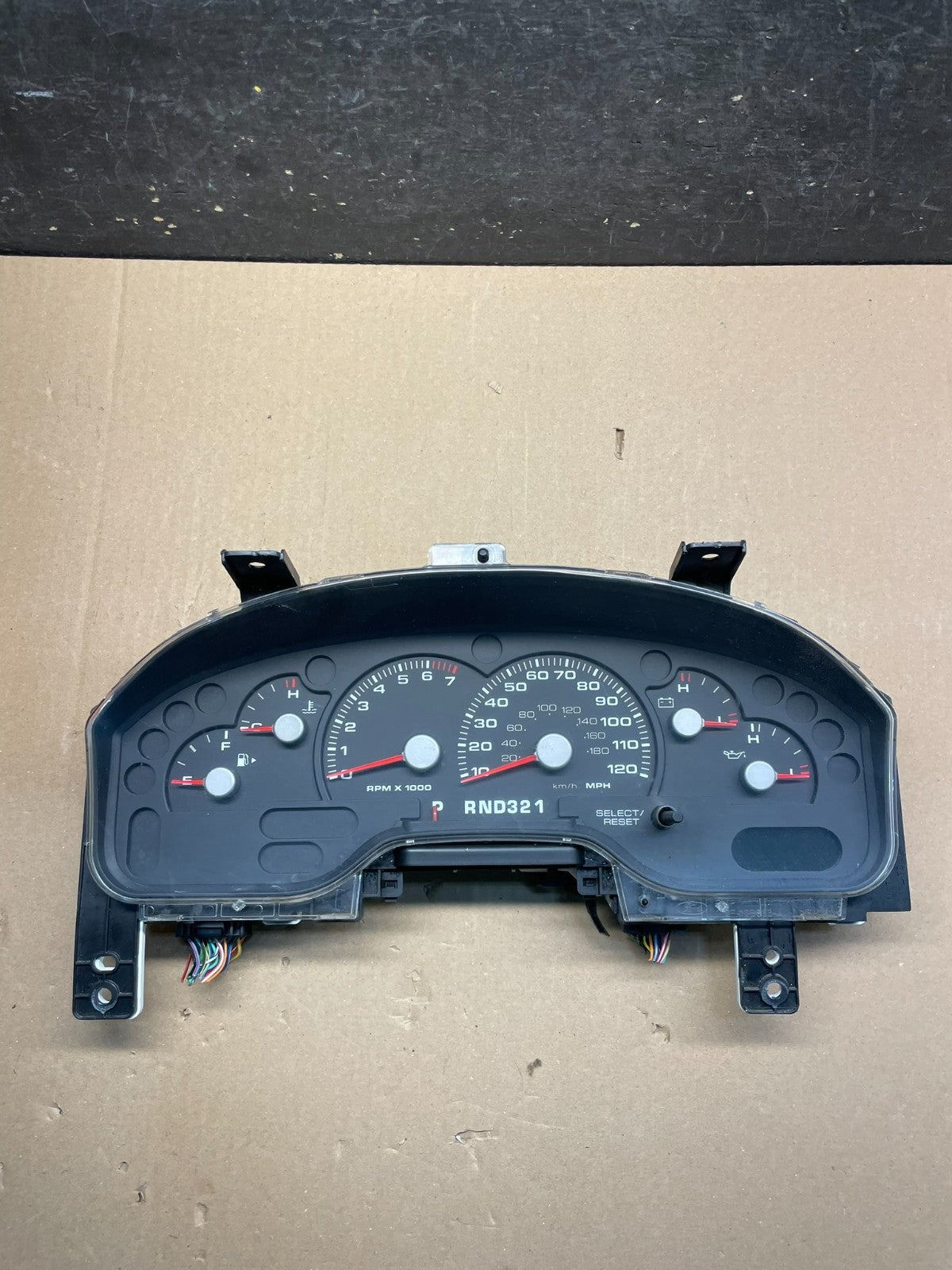 2001 to 2003 Ford Explorer Sport Trac Cluster Gauge Speedometer U1374 PS0