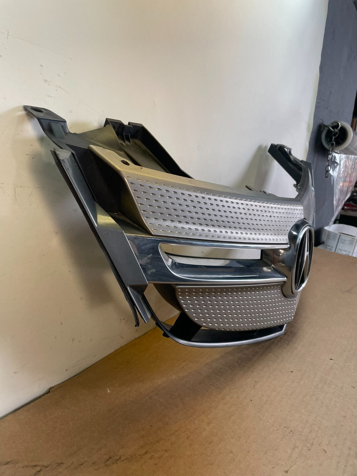 2007 2008 2009 Acura MDX Front Upper Grill Grille Emblem AF8754 DG2