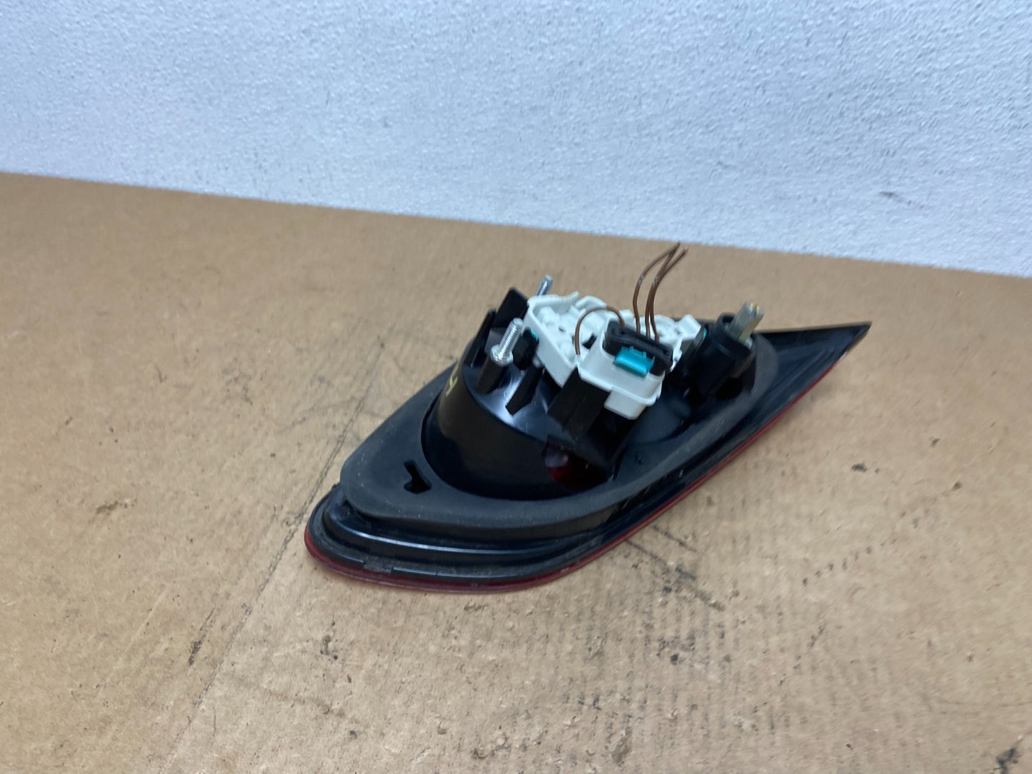 2009-2012 Volkswagen CC Right Passenger RH Side Tail Light Inner Trunk AC3194 DW4