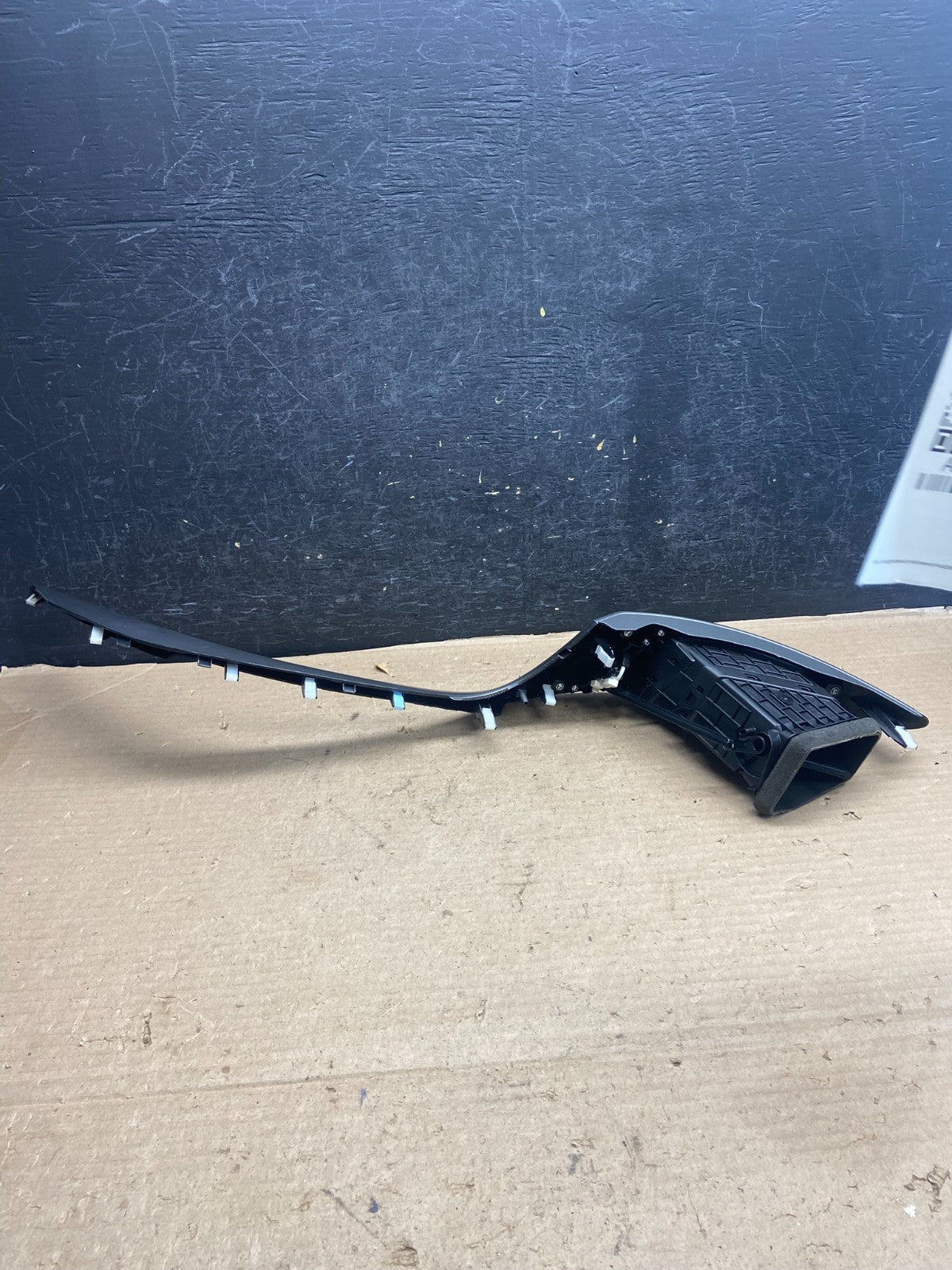 2014-2016 Hyundai Elantra Center Right Garnish Trim Bezel Air Vent AH5367 DG5