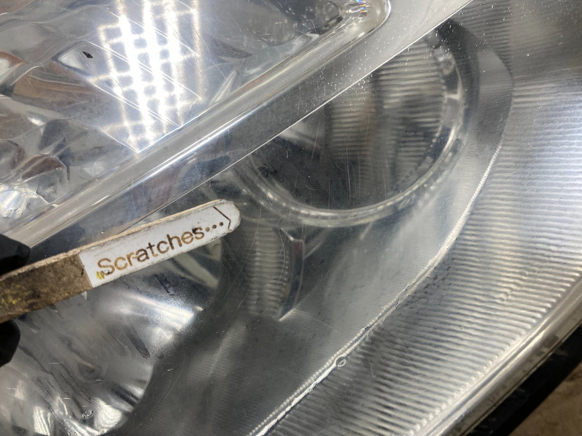 2009-2013 Nissan Rogue Right Passenger Xenon HID Headlight AH9004 DW3