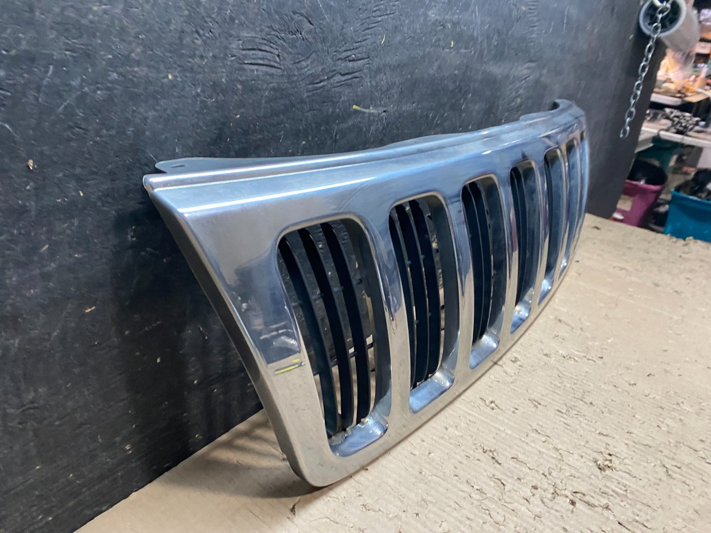 1999 to 2003 Jeep Grand Cherokee Front Upper Grill Grille Oem  X8254 DG2