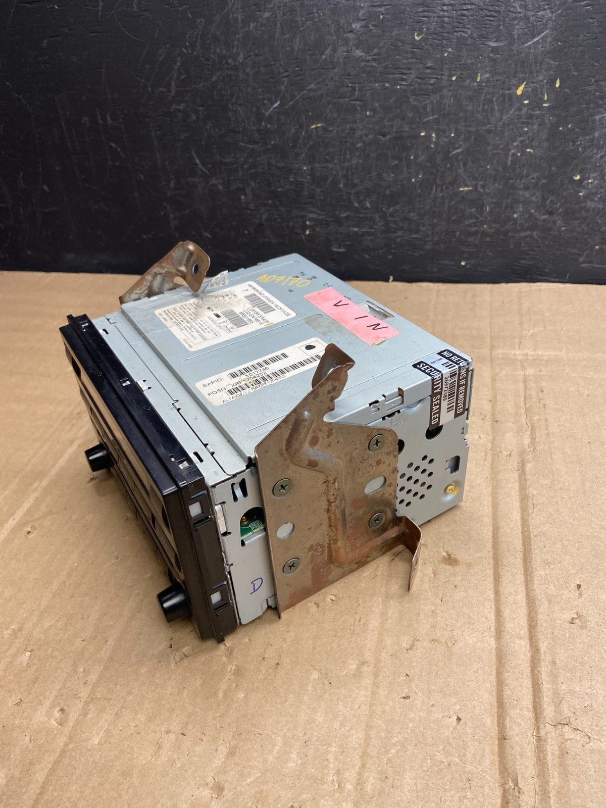 2005 2006 2007 Nissan Pathfinder Am Fm Cd Player Radio Receiver AD7170 DG1