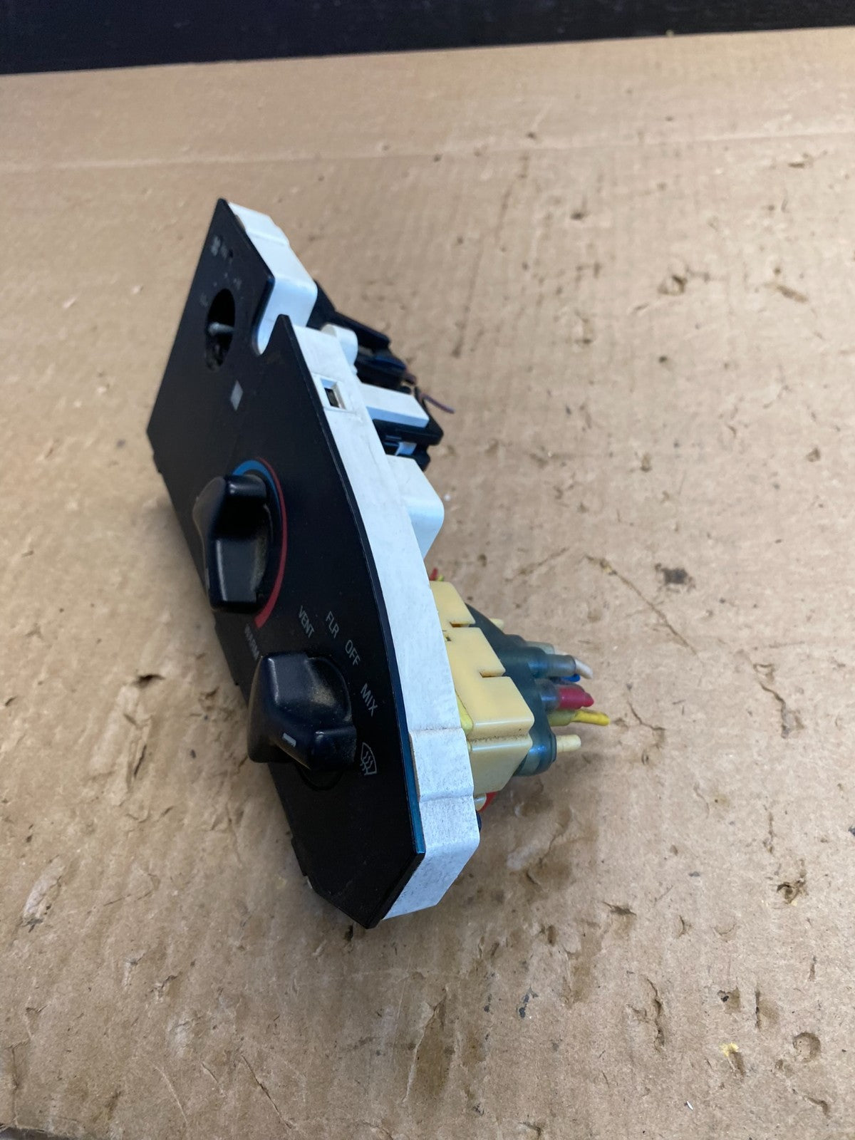 2009-2014 Ford Van Econoline E150 E250 A/C Heater Climate Control AC6547 DG3