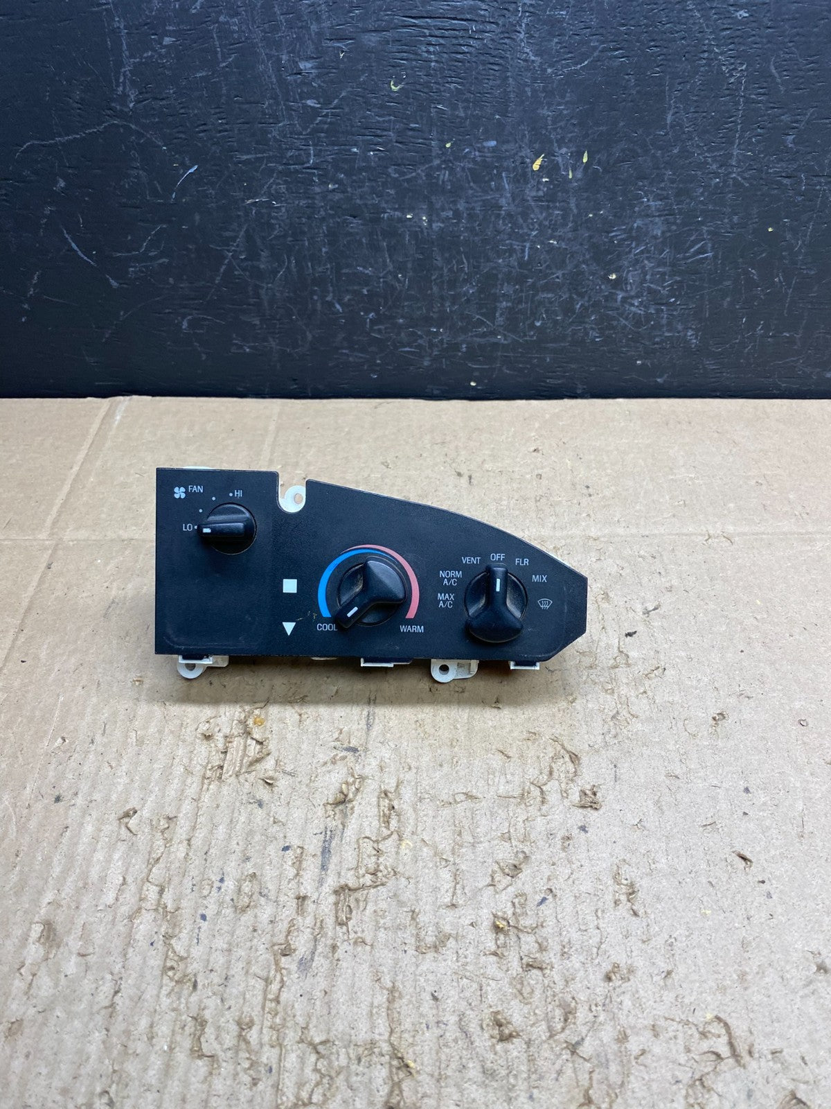 1997-2014 Ford Van Econoline E150 E250 Heater Climate Fan Control AC4711 DG0