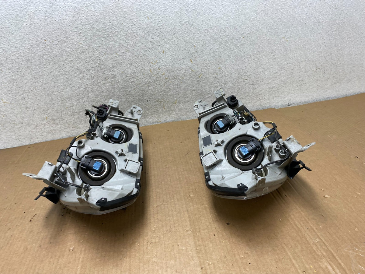 2008 to 2012 Chevrolet Malibu Left+Right Side Set Headlights AI8816 DW11