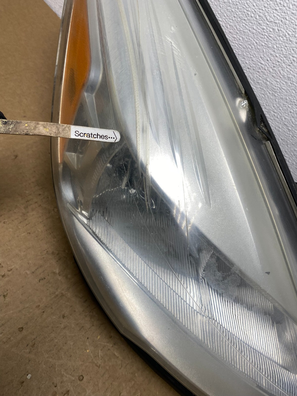 2013 - 2016 Ford Escape Headlight Right Passenger RH Side Halogen AC1211 DW3