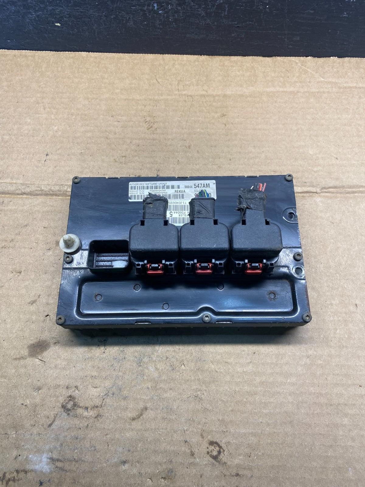 2005 to 2006 Jeep Grand Cherokee 3.7L Ecm Ecu Computer p56044547am AD3468 DG0
