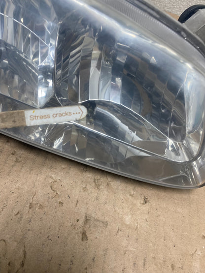 2000 to 2001 Toyota Camry Sedan Right Headlight Clear Lens U8656 DW5