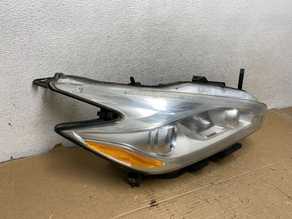 2015 to 2018 Nissan Murano Headlight Right Passenger RH AH8141 DW1